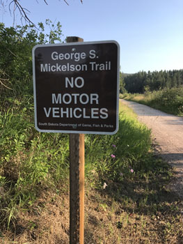 mickelson trail sign